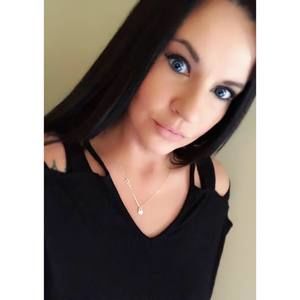 Meet your Posher, Angie